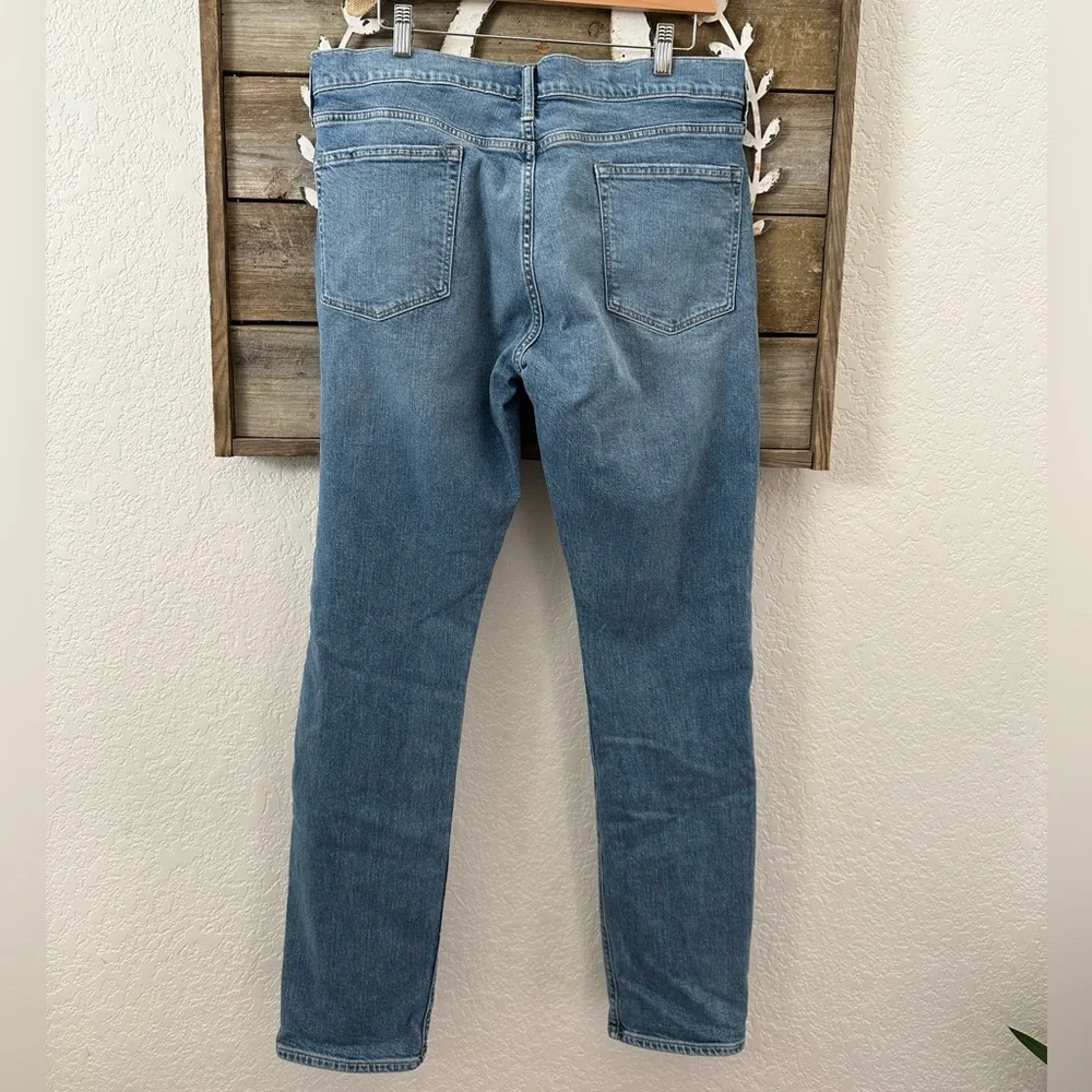 J. Crew 484 men’s slim tapered leg stretch denim jeans 34 x‎ 34